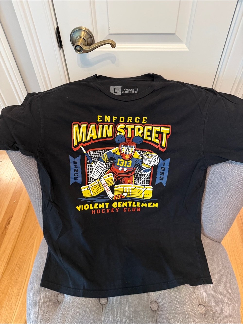 Violent Gentlemen Black 'Main Street' Hockey Graphic Tee - Men's Large